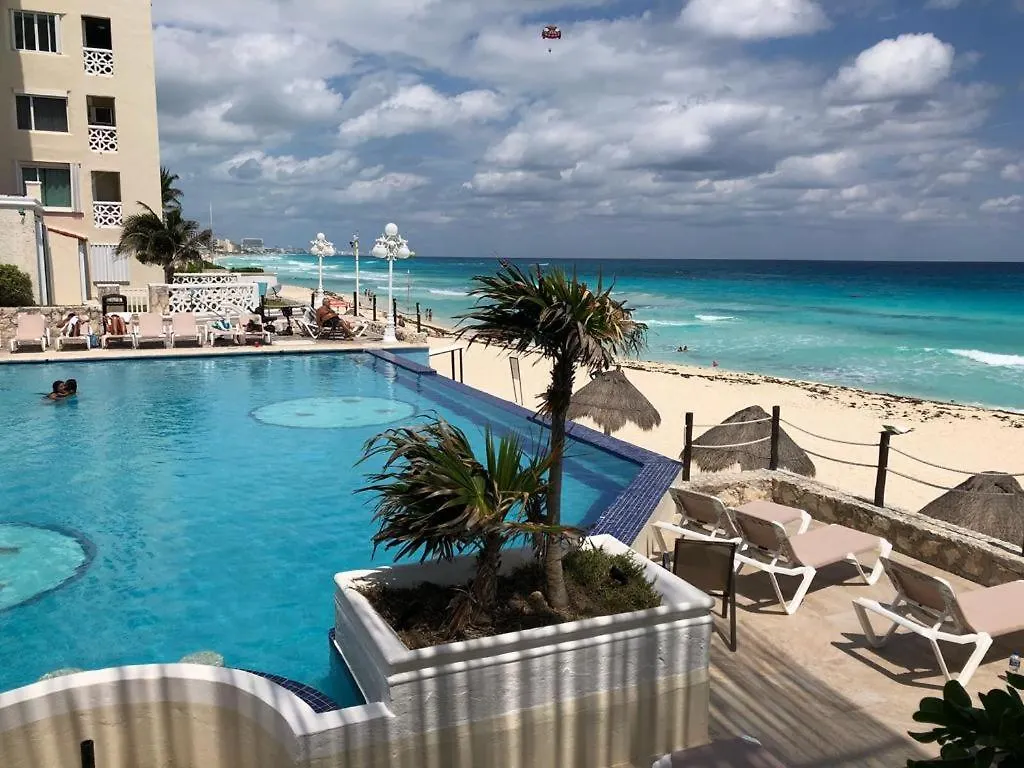 Ocean View Cancun Beach Duplex Apartment